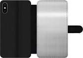 Bookcase Geschikt voor iPhone XS telefoonhoesje - Metaal print - Zilver - Grijs - Met vakjes - Wallet case met magneetsluiting