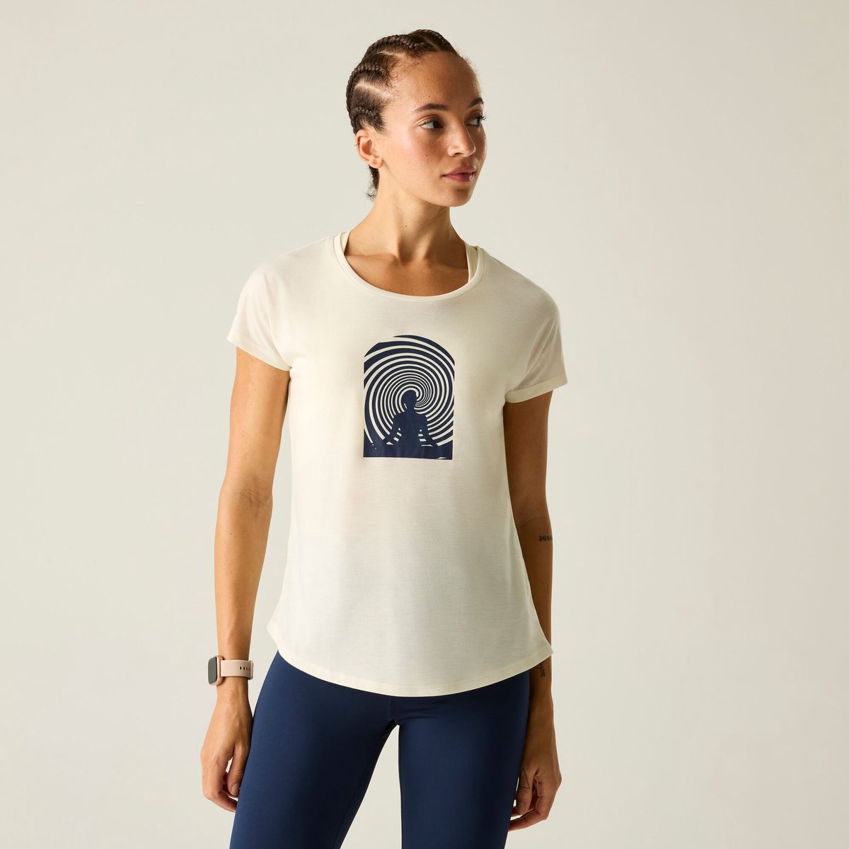 Dare2B Serenity T-shirt met korte mouwen en grafische print voor dames Beige