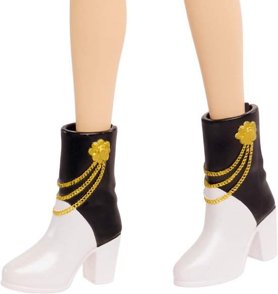 KPop Demon Hunters HUNTR/X Mira 'Golden' zingende pop in outfit — afbeelding 3