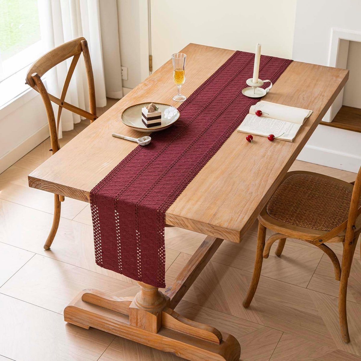 Smalle Macramé Tafelloper Rood Boho Rustiek Katoen en Linnen 30x140 cm