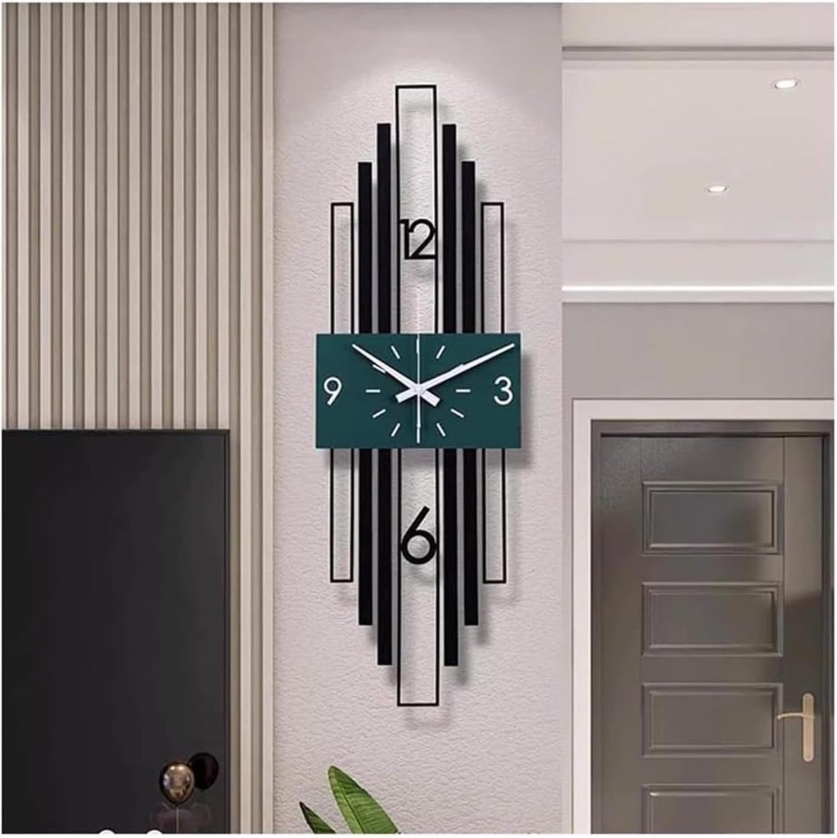 Grote Metalen Klok - Wandklok Modern - Woonkamer Decoratie - Stille Beweging - 70 cm Diameter - Zwart