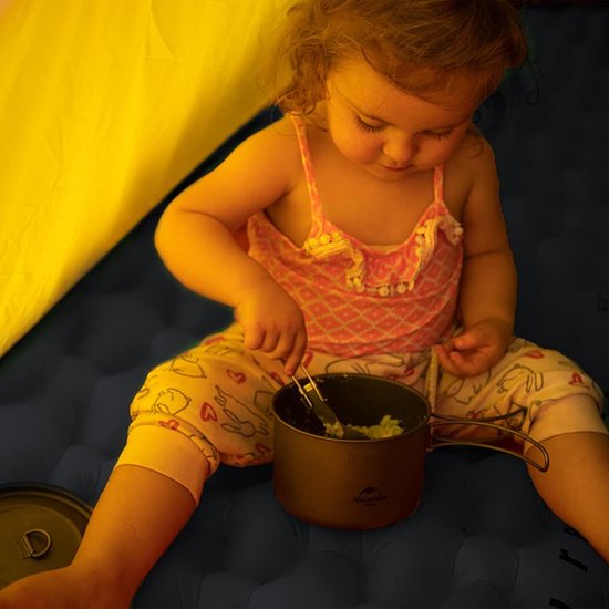 Ultralichte Opblaasbare Slaapmat 6,5 cm Dik - Compact en Vochtbestendig voor Kamperen en Backpacken — afbeelding 4