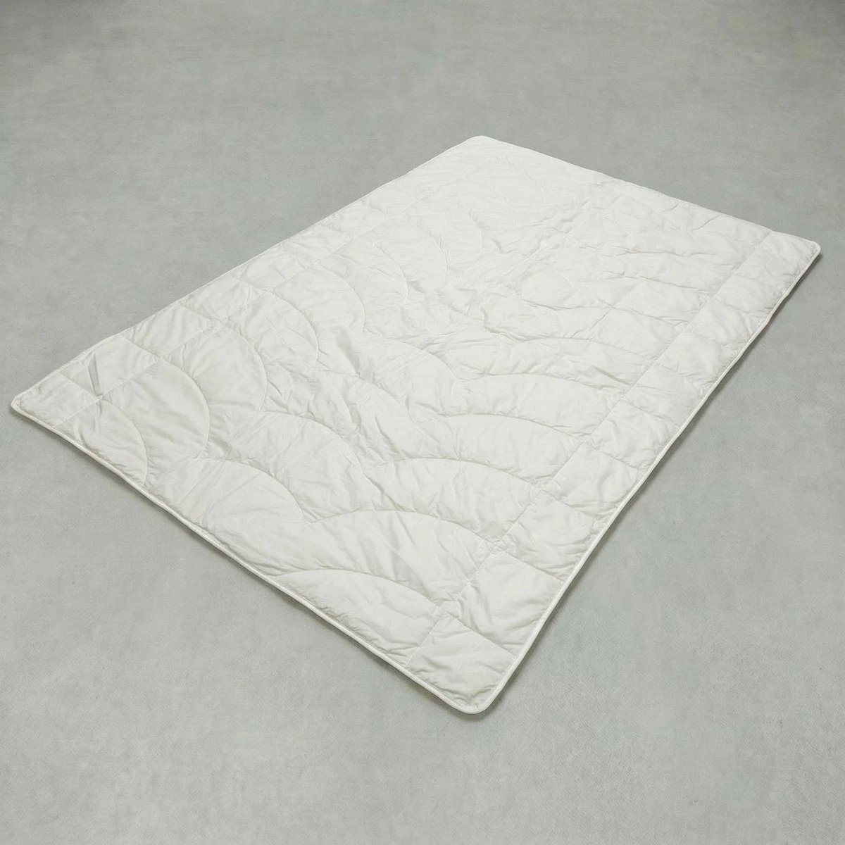 Vegan zomerdekbed Botaniq 140x220 - Plantaardig en diervrij & Licht en luchtig