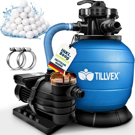 Blauwe zandfilterinstallatie met pomp, 800g filterballen en metalen slangklemmen.