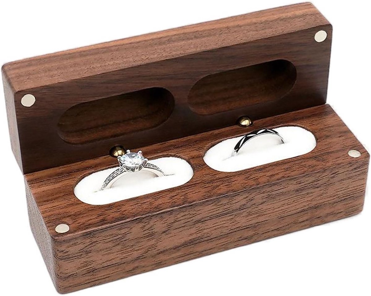 Houten Ringendoos met Fluvelen Voering voor Verloving en Huwelijk