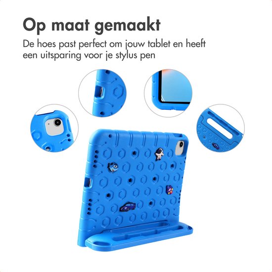 Blauw tablethoes, op maat gemaakt, met uitsparing voor stylus. Gedetailleerde beelden van de hoes.