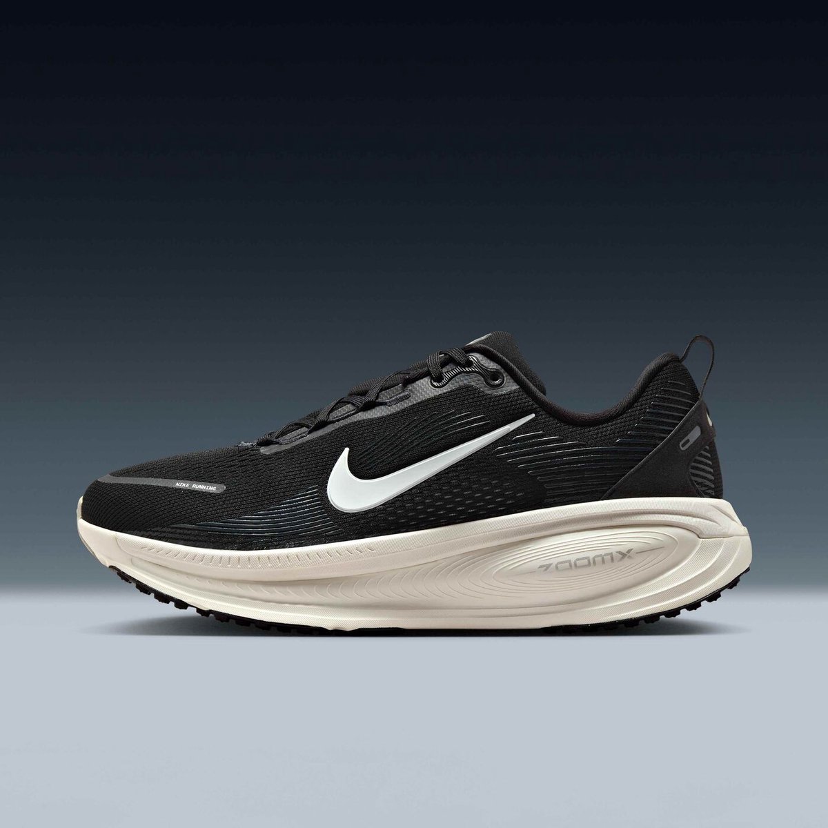 Nike Vomero 18 Wide Unisex Hardloopschoen – Doos Zonder Deksel Zwart