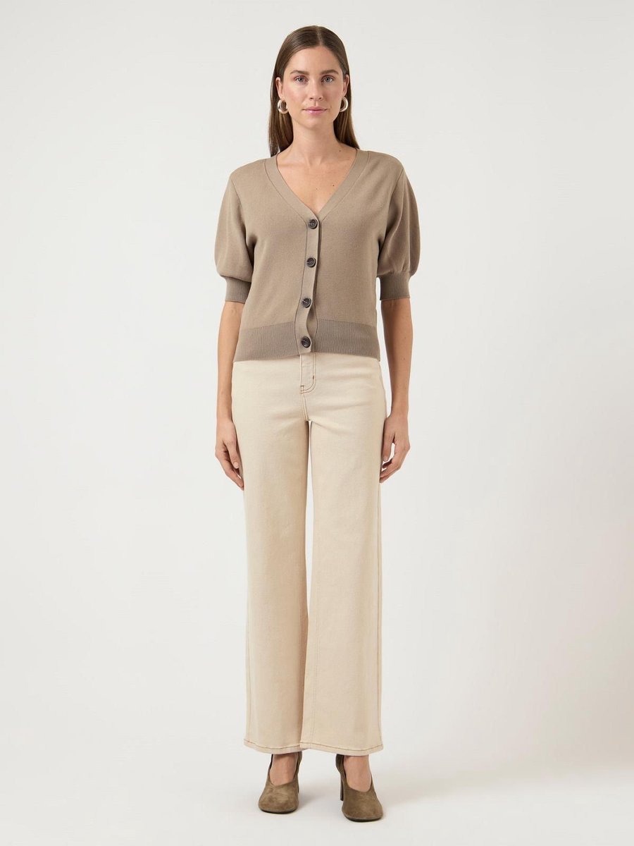 Y.A.S. Rosie Ecru HW Straight Jeans Ecru