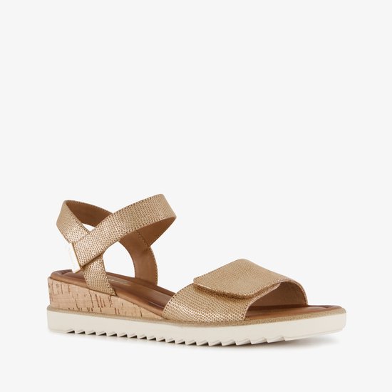 Tamaris dames sandalen met sleehak goud - Maat 40