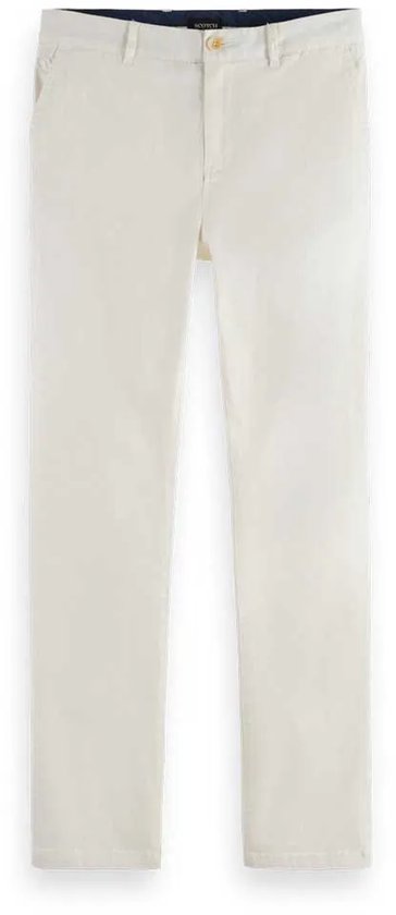 Witte chino broek met knoopsluiting, steekzakken en contrasterende tailleband aan de binnenkant.