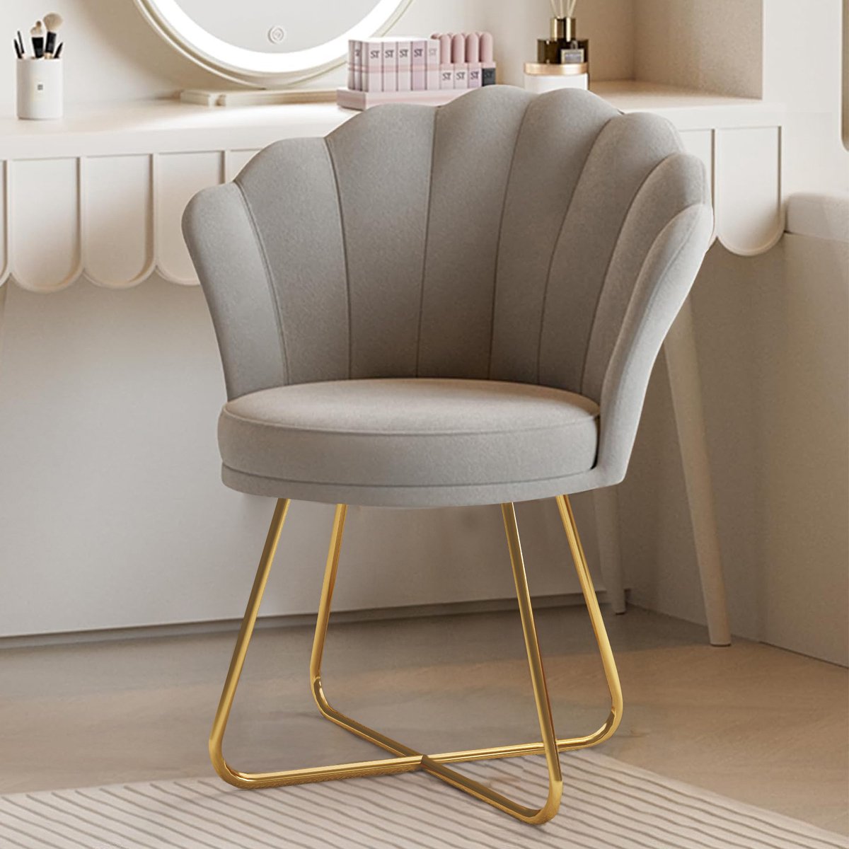 Moderne Accentstoel, Fluwelen Schelpstoel met Gouden Poten – Gestoffeerde Make-up Stoel,Comfortabele Kaptafelstoel voor Slaapkamer, Woonkamer & Kantoor,Grijs