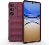 Donkerpaars telefoonhoesje met ribbels en camerablok, naast een telefoon met scherm aan.