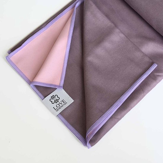 Love Generation ● Yoga Handdoek ● Tweezijdig ● Anti Slip ● Paars & Roze van Merkloos — afbeelding 3