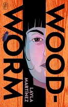 Boekcover 'Woodworm' met een close-up van een gezicht, een kever en de titel in grote letters op een houten achtergrond.