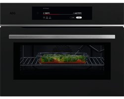 AEG Series 9000 TKK8N821T 44 l 3000 W Zwart