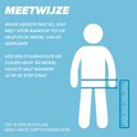 Illustratie van persoon die heup- en middelhoogte meet voor step. 'MEETWIJZE' tekst.