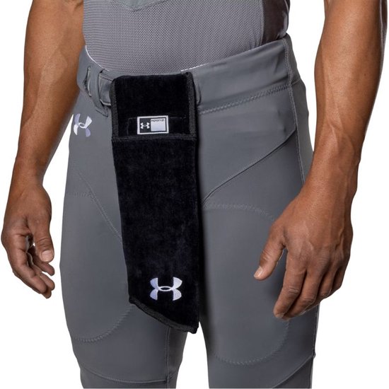 Under Armour Serviette de Football Noir