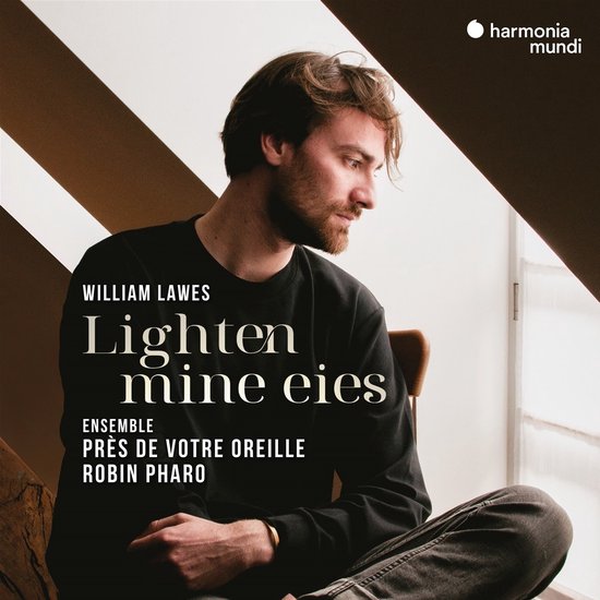 Homme barbu en pull noir, près d'une fenêtre à rayures marron et blanches. Titre : William Lawes Lighten mine eies.