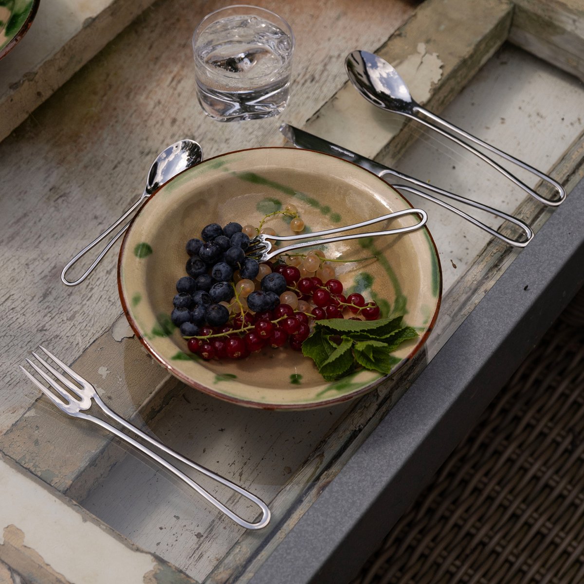 Camper bestek lichtgewicht design bestekset voor glamping - camper - caravan– bestekset hoogglans RVS – campingbestek 1 couverts (vork, mes, lepel, vorkje, mesje, lepeltje, koffielepel) – holle handgreep – outdoor - op reis - picknick
