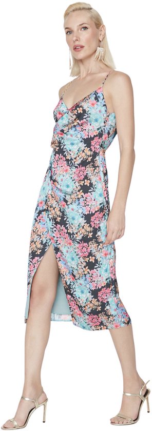 Trendyol Veelkleurige Bloemenprint Geweven Satijnen Elegante Avondjurk Tprss21El3753