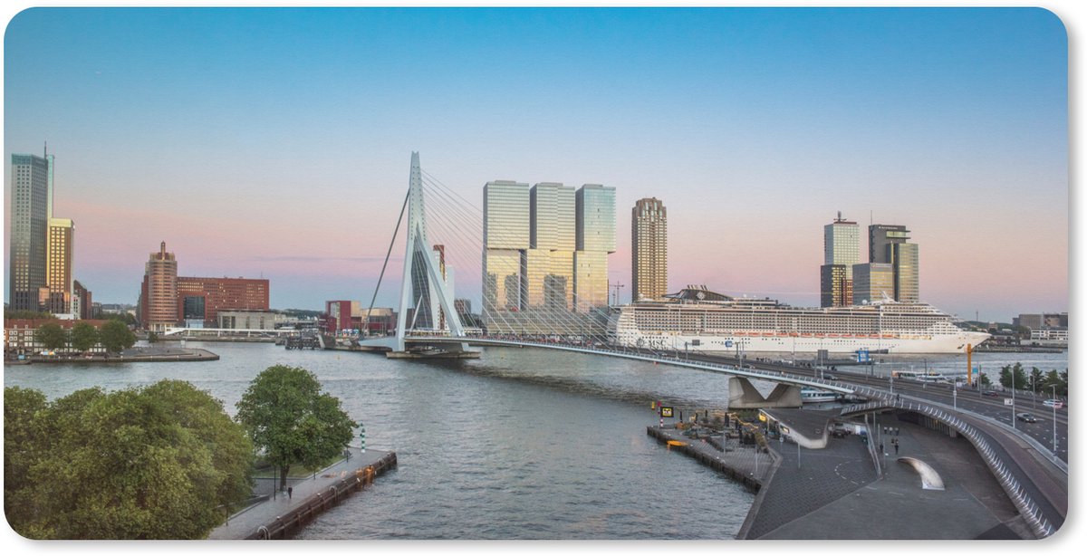 Muismat XXL 120x60 cm - Bureau onderlegger - Bureau mat Rotterdam - Water - Brug - Bureaumat - Gaming mousepad xl - Bureaulegger groot - Computer deskmat