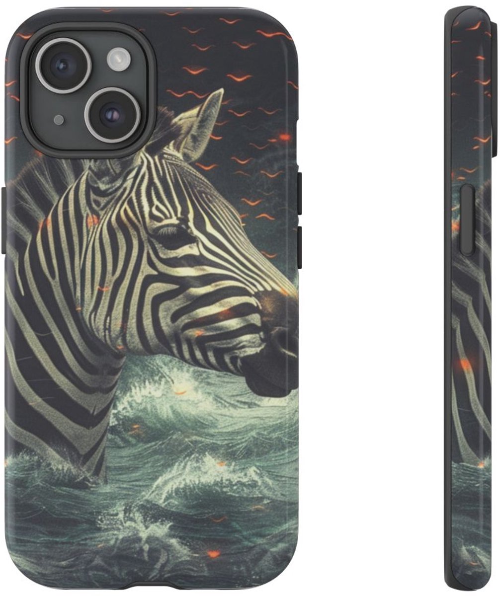 Zebra in Water met Gloeiende Vonken – Telefoonhoesje Geschikt voor iPhone 15