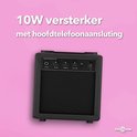 Zwarte 10W versterker met input, bass, treble, volume knoppen, hoofdtelefoonaansluiting en aan/uit schakelaar.