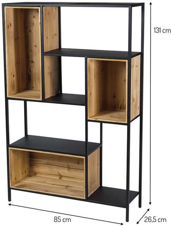 Boekenkast van 85x26,5x131cm met houten en zwarte vakken.