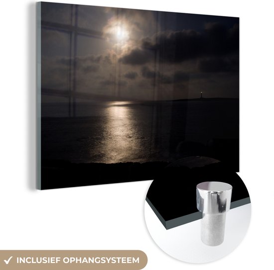 MuchoWow® Glasschilderij 120x80 cm - Schilderij acrylglas - Maan - Wolken - Reflectie - Foto op glas - Schilderijen