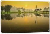 Tuinposter – Zonnestralen over Overstroomd Gebied in Indonesië - 120x80 cm Foto op Tuinposter (wanddecoratie voor buiten en binnen)