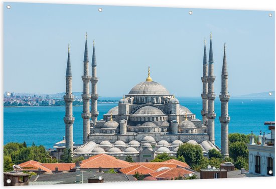 Tuinposter – Sultan Ahmet Moskee aan de Zee van Turkije - 150x100 cm Foto op Tuinposter (wanddecoratie voor buiten en binnen)