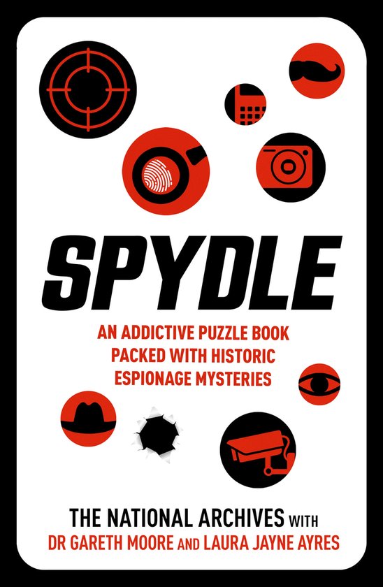 Boek 'Spydle' met spionagemotieven zoals een vizier, vingerafdruk, daslook en camera. De titel 'SPYDLE' staat groot in het midden.