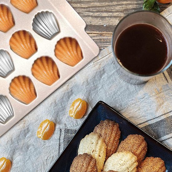2 Moules à Madeleines 12 Cavités - Acier Au Carbone Antiadhésif - Pour Four Jusqu’à 220°C - 40 X 22,8 Cm