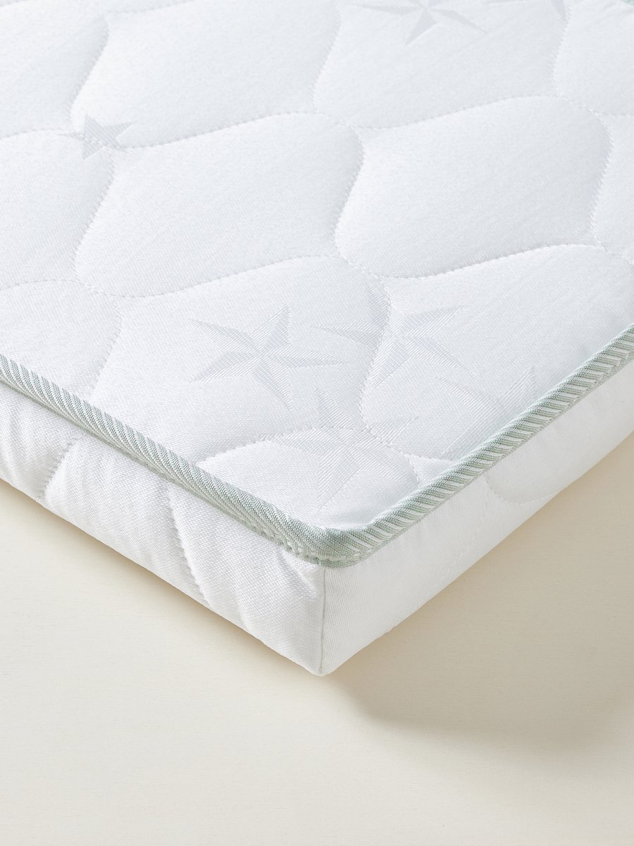 vertbaudet Babymatras tegen huisstofmijten met Bi-ome-behandeling wit