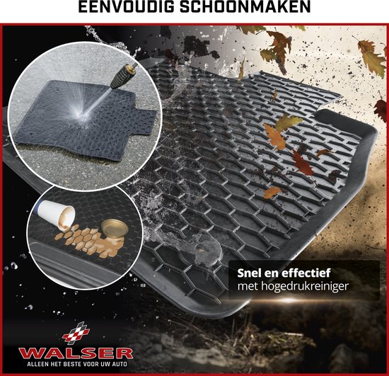 Zwarte mat met honingraatprofiel wordt schoongespoten, met vallende bladeren en gemorste koffie.
