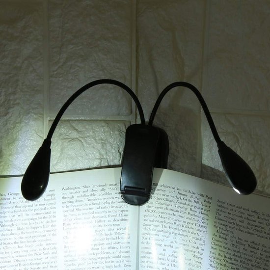 Foto: Dubbele armlamp met clip flexibel en draagbaar geschikt voor boeken bladmuziek en tablets usb en batterij gevoed ideaal voor lezen in bed muzikanten en reizen