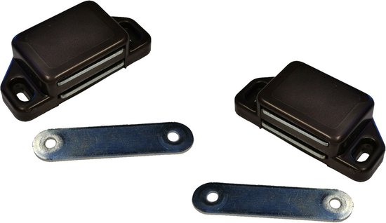 Twee bruine magneetsnappers met elk een metalen sluitplaat.