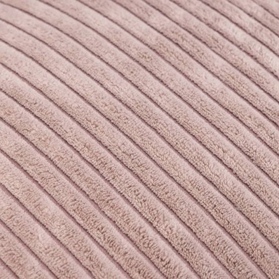 Roze corduroy stof met verticale ribbels.