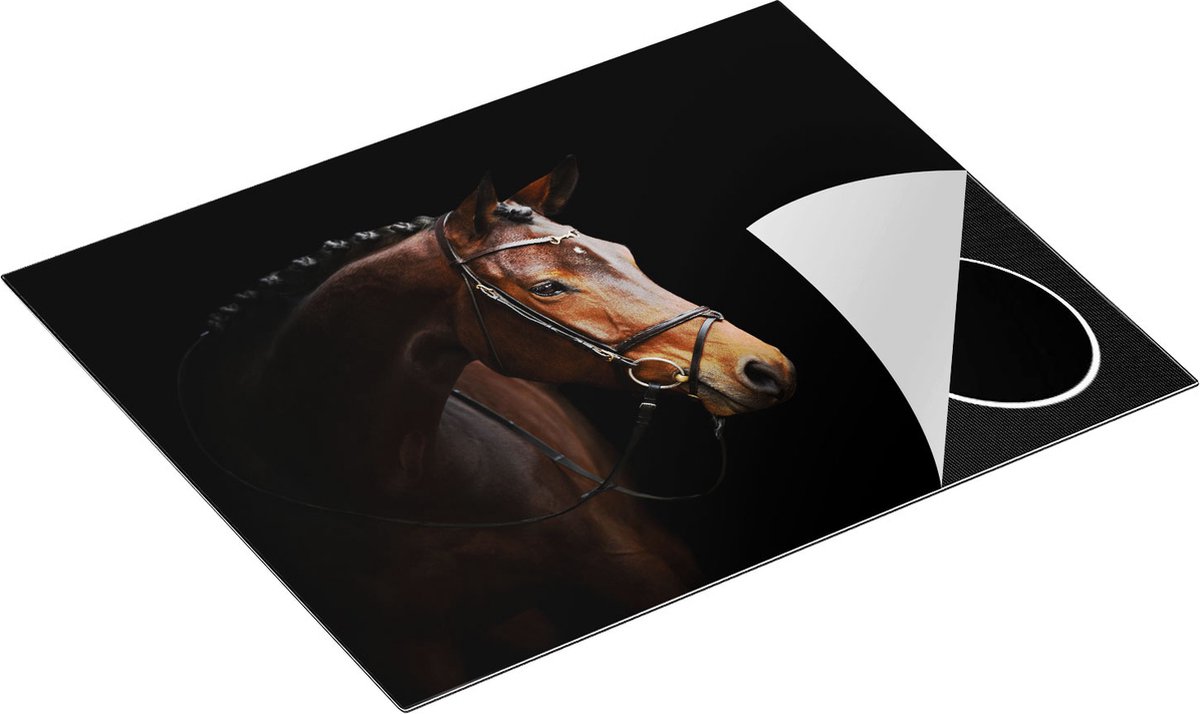Chefcare Inductie Beschermer Bruin Paard op een Zwart Achtergrond - 65x50 cm - Afdekplaat Inductie - Kookplaat Beschermer - Inductie Mat