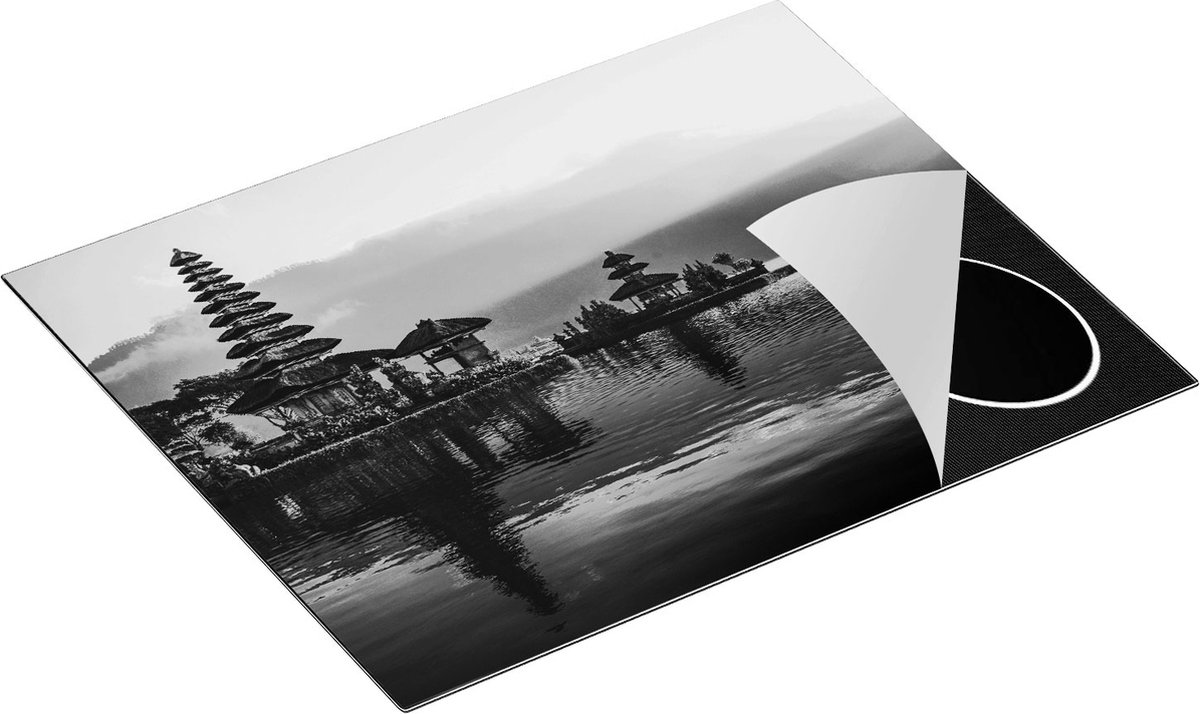 Chefcare Inductie Beschermer Pura Tempel in Bali op het Meer Beratan - Zwart Wit - 65x52 cm - Afdekplaat Inductie - Kookplaat Beschermer - Inductie Mat