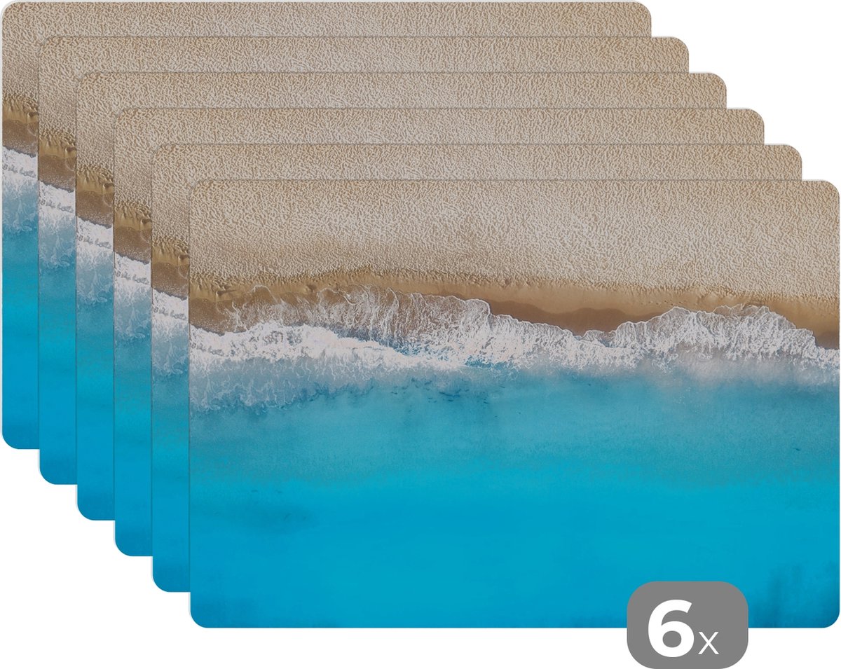 Placemat - Placemats kunststof - Strand - Water - Blauw - 45x30 cm - 6 stuks - Hittebestendig - Anti-Slip - Onderlegger - Afneembaar