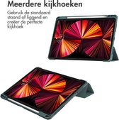iMoshion Tablet Hoes Geschikt voor iPad Pro 11 (2022) / iPad Pro 11 (2021) / iPad Pro 11 (2020) / iPad Pro 11 (2018) - iMoshion Trifold Hardcase Bookcase - Groen