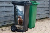 Container sticker Schotse hooglander - Berg - Landschap - Bomen - Koe - Natuur - 38x80 cm - Kliko sticker