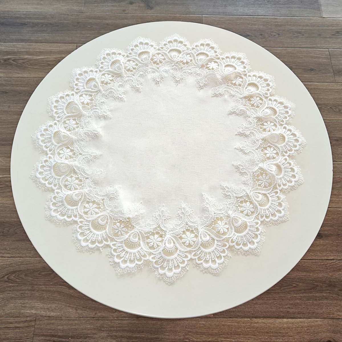 Dailygoods - Wit Linnen Tafelkleed met Kanten Rand 60 x 60 cm