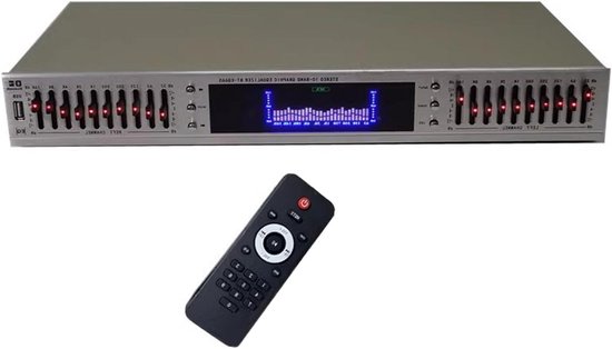 Zilverkleurige equalizer met 20 schuifregelaars, een display en een afstandsbediening.