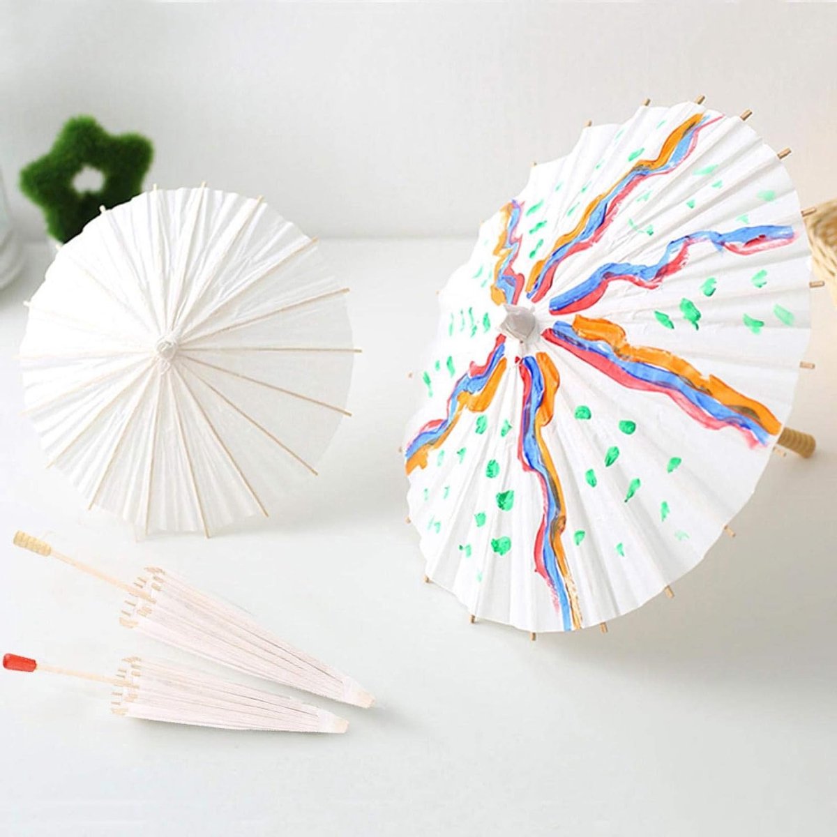 Decoratieve Witte Papieren Parasol voor Bruiloften en Feestjes - 20 cm Diameter, Cosplay Accessoire en Fotografie Prop