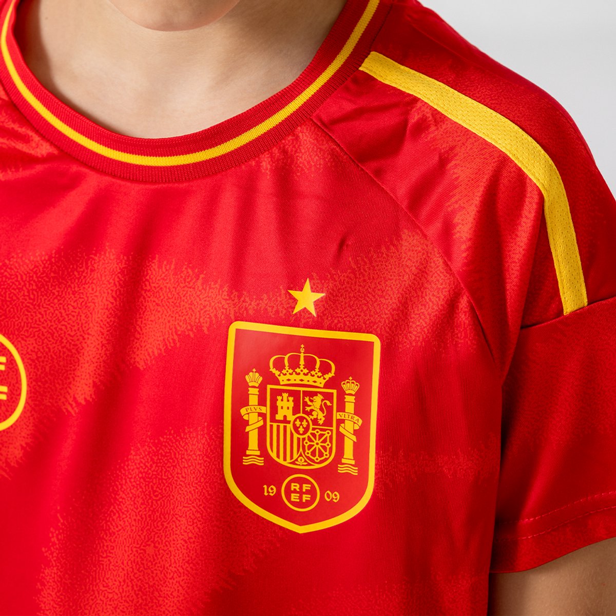 Spanje Thuis Shirt Kinderen - Maat 164 - Voetbalshirt Kinderen - Voetbalkleding - Sportkleding - Jongens en Meisjes