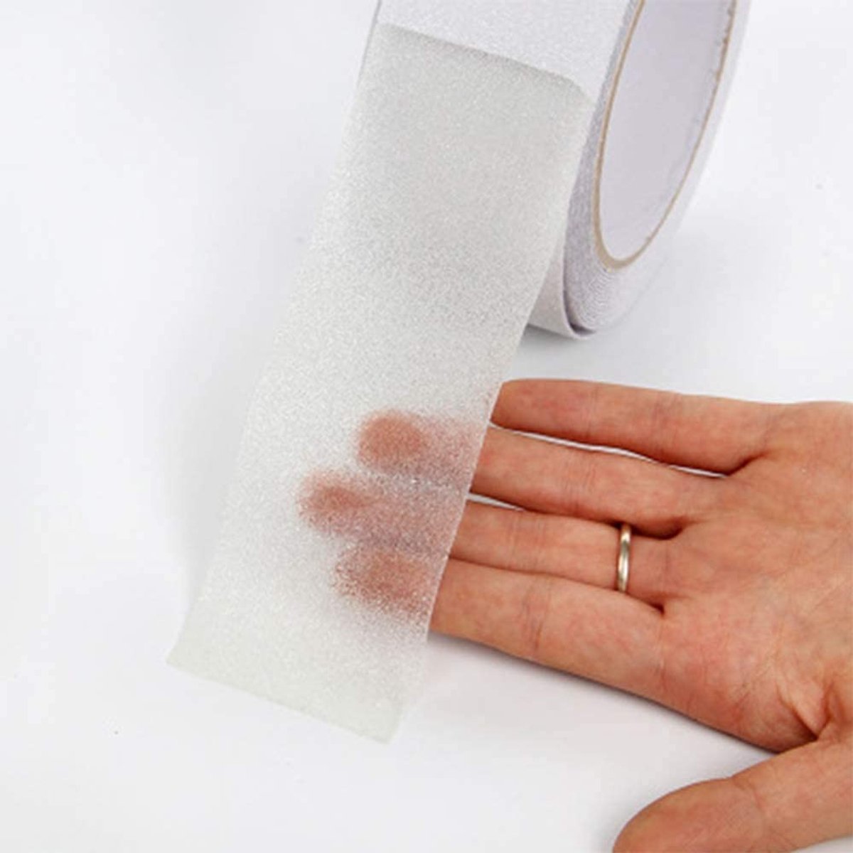 Dailygoods - Dailygoody - Anti-slip tape - Veiligheidsband met hoge grip - 5CMX5M - Doorschijnend - Beveiliging voor trappen en vloeren - Voor binnen en buiten