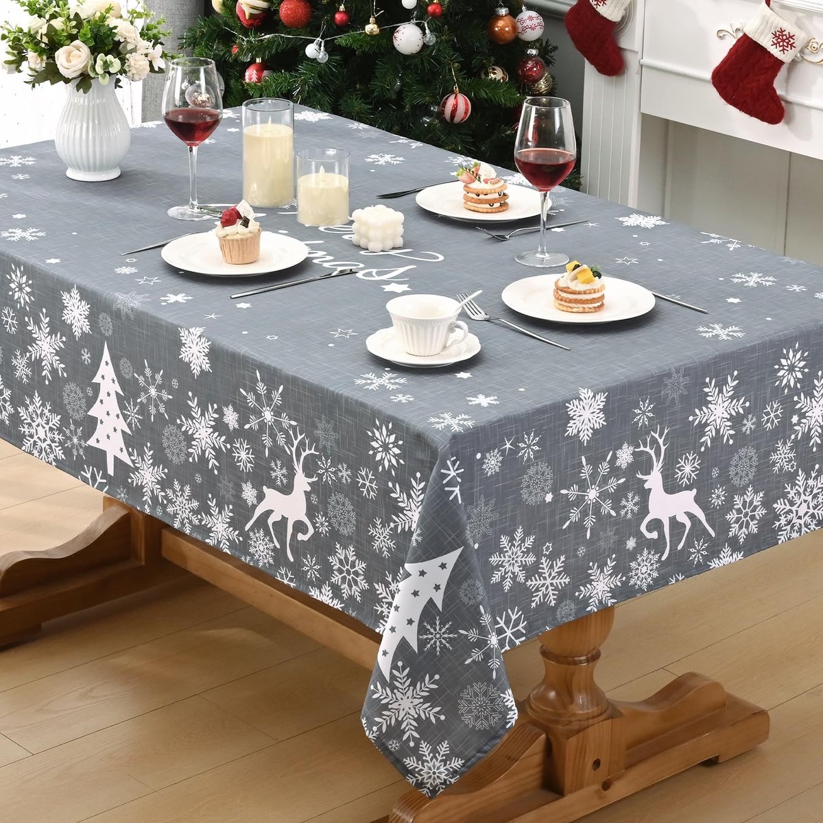Dailygoody - Tafelkleed - Sneeuwvlok Eland - Waterafstotend - Grijs - Kerstdecoratie - Feestelijk Tafellinnen - Geschikt voor Eettafel - 140 x 140 cm