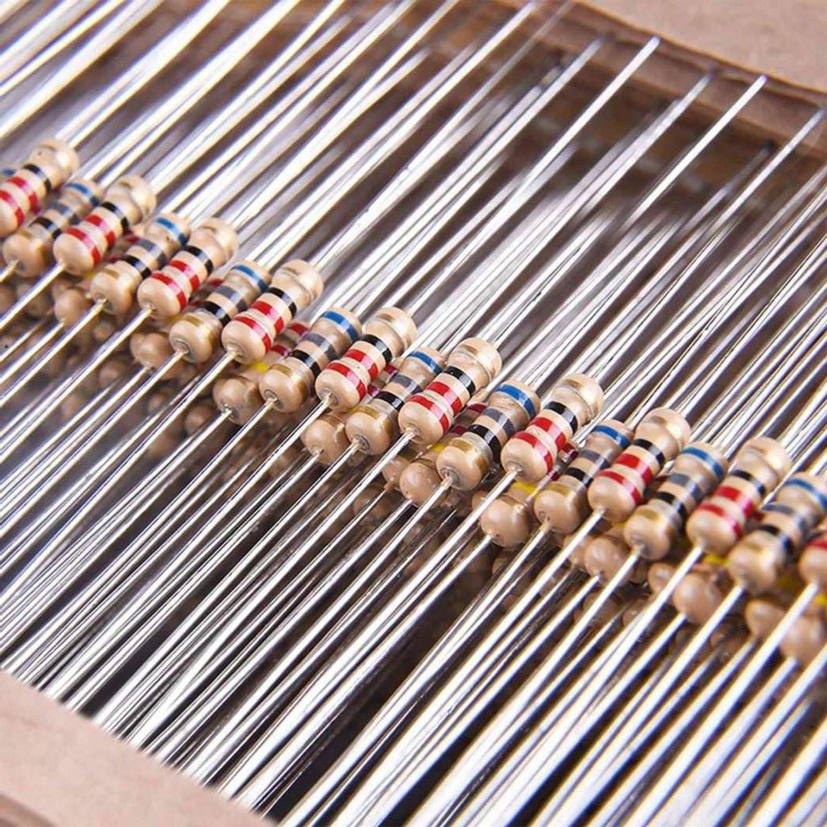 Koolfilm Weerstanden - Elektronische Componenten - Elektronica Projecten - Keuze Waarde Tolerantie - 025W 5% - Zwart